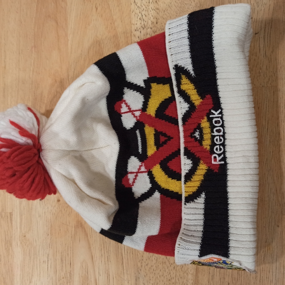 Reebok Chicago unisex winter Beanie Sz OS